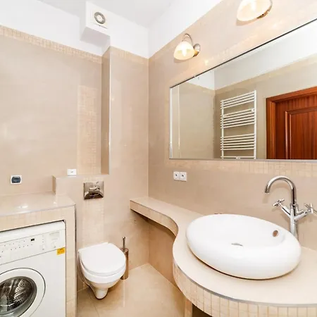 Beige - Neptun Park By Oneapartments