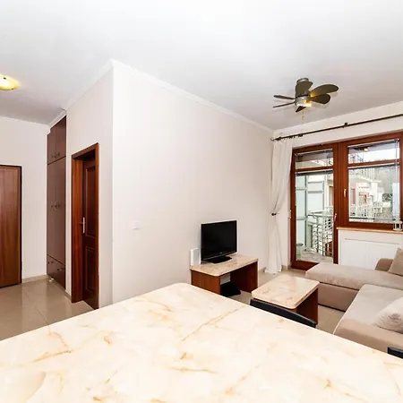 Apartment Beige - Neptun Park By Oneapartments *