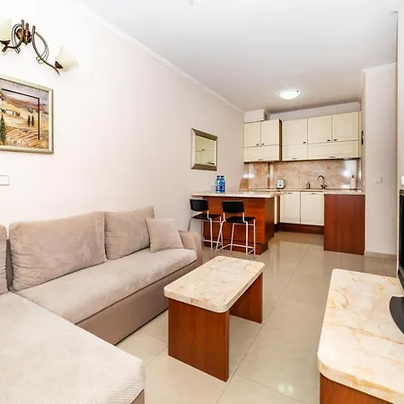 Lägenhet Beige - Neptun Park By Oneapartments Gdańsk