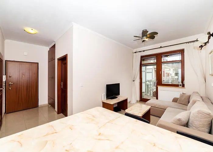 アパート Beige - Neptun Park By Oneapartments *